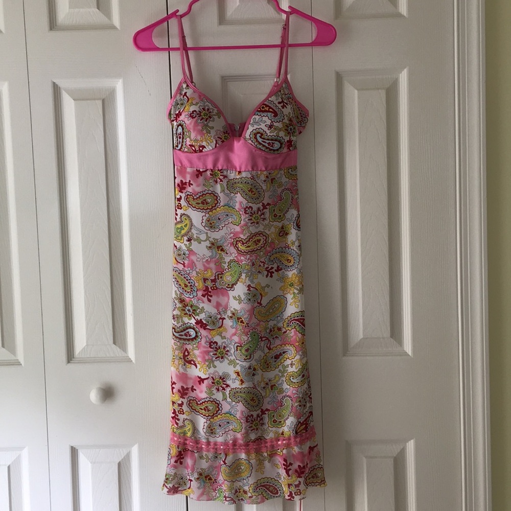 Beautiful midi dress. - Picture 2 of 7